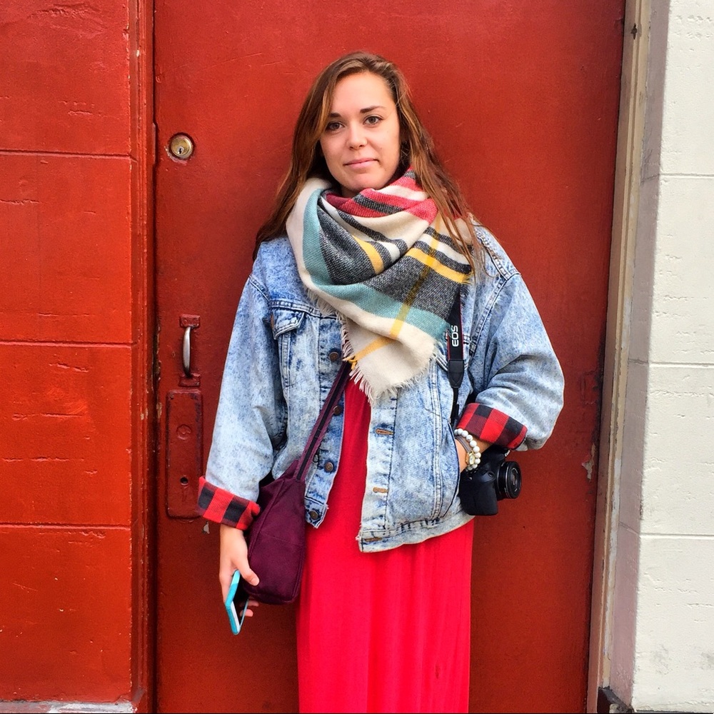 Meet your Posher, Laura